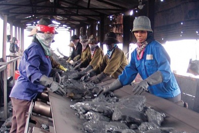 Vinacomin lo lắng giữ chân thợ mỏ